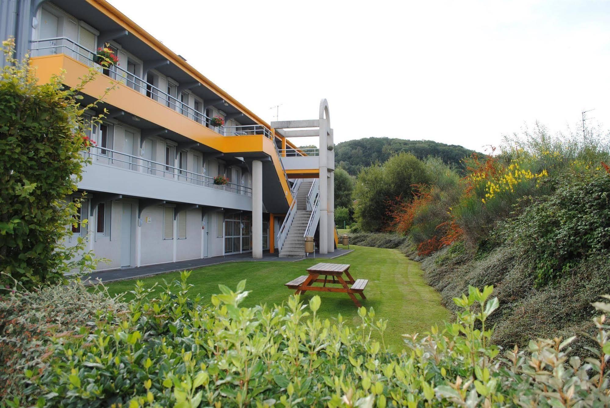 Premiere Classe Honfleur La Rivière-Saint-Sauveur Exterior foto